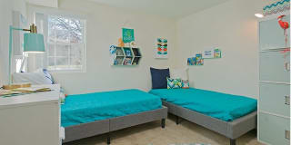 Park East Gallery 7