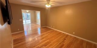 1299 Dogwood Gallery 15