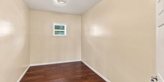 6171 Summer St. Gallery 20