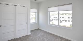 148th Place Apartments Gallery 14