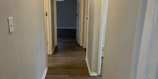 4 Bed 1 Bath Gallery 8