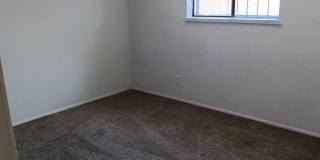 3 Bedroom, 1 Bathroom Home! Schedule a Showing Soon! Gallery 9