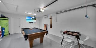 2758 Bruce Street Gallery 29