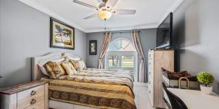 1654 Farmington Circle Gallery 21