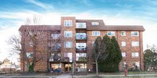 7117 West 93rd Street Gallery 9