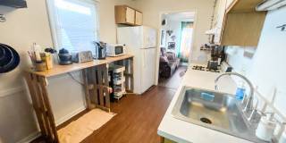 3 Bedroom 1 Bath House with Beautiful Scenery Gallery 4