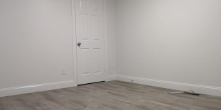 626 N 12TH Gallery 19