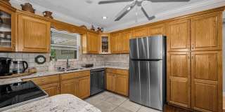 253 PARK Circle S Gallery 11