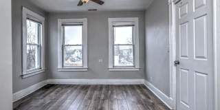 168 Lloyd St Gallery 10
