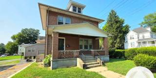 5 Bedroom / 2 Bath House - NEAR SEMO's CAMPUS, W/D & LAWN CARE INCLUDED Gallery 1