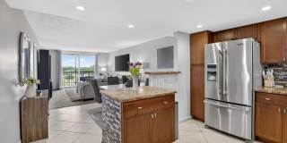 3001 W Rolling Hills Circle Gallery 1