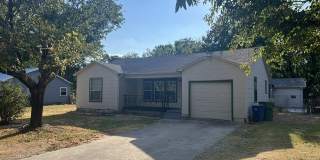 1817 Throckmorton Street Gallery 1