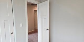 5Bd/3Ba Two Story House - For viewing! Gallery 15