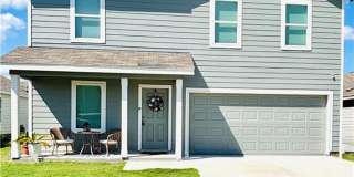 2741 Martell - 4/Bed 2.5/Bath - $2500/month Gallery 1