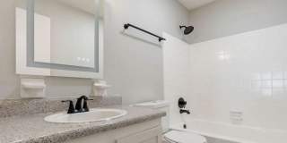 The Onyx Hoover Apartments Gallery 82