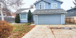 Spacious House - Brand New Flooring - Available Now!! Gallery 1