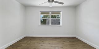 210/212 Centerville Street Gallery 17