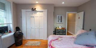 Melrose section 1 bed  very spacious Gallery 10