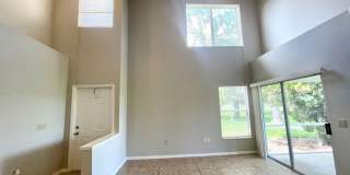 2642 Albion Avenue Gallery 25