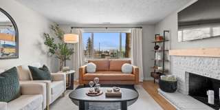 Trendy 2B/1B Unit C I Near Gonzaga/WSU/EWU & 5 Hospitals I Pet Friendly Gallery 16