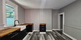 Update 2 bedroom House for Rent Gallery 3