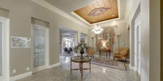 Great opportunity condo in a highly desirable central Las Vegas location Gallery 34