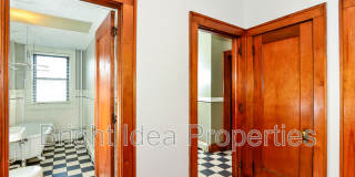 2202 Hennepin Avenue - 5 Gallery 12