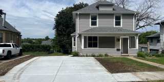 4BR House in Midtown 4BR House in Midtown Gallery 1