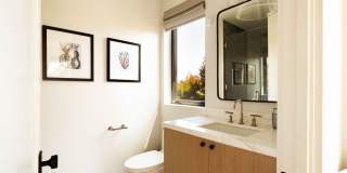 2137 Glyndon Ave Gallery 29