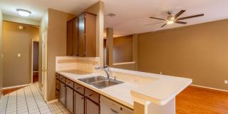 4 bedroom, 2 bathroom home in South Austin! 4 bedroom, 2 bathroom home in South Austin! Gallery 12