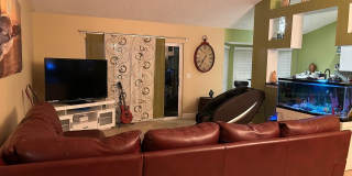 102 SW GLENWOOD Drive Gallery 16