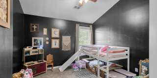 Spacious 4 Bedroom Home in Auburn Gallery 18