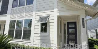 409 Crestview Drive Gallery 1