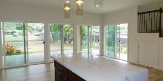 Kailua home on Kawainui canal, paddlers paradise, pet friendly Gallery 1