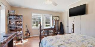 14 Redmond Avenue Gallery 21