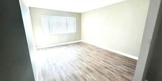 49th Street Apartments Gallery 13