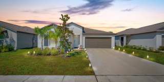 5312 Amaryllis Garden St Gallery 1