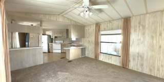 FIRST MONTH RENT FREE! Cute and Quiet 2/2 in N. Ft. Myers Gallery 9