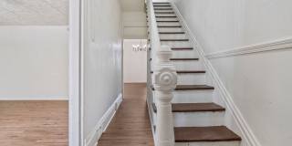 4 bed 1 bath - all updated, central air, laundry Gallery 13