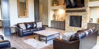 2 Bedroom 1 Bath 957 sq ft Gallery 5