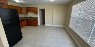 4/2 Home for rent, all tile floor, granite counter tops, new cabinetry, central ac. Gallery 15