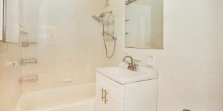 1270 E 51st St Gallery 1