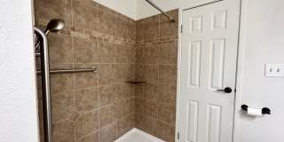 $0 DEPOSIT OPTION. STUNNING 2BED/1BATH CONDO IN HIGHLINE MEADOWS Gallery 21