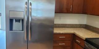 Mequon - A Stunning 3 Bedroom 3 Bath Condo Gallery 12