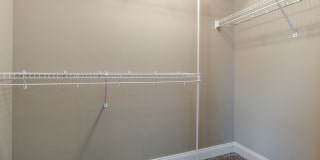 123 W Washington St Gallery 13