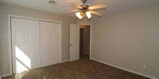 Remodeled Duplex Rent ready! Gallery 15