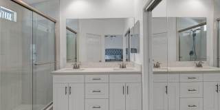 AVAILABLE NOW!! GORGEOUS 3 Bedroom 2 Bathroom Home in Indio! Gallery 10