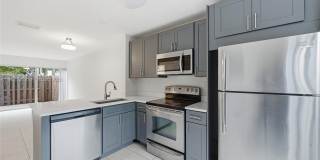 3001 NW 5th Ter Gallery 1