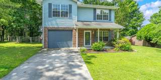 3 Bedroom Home in North Knoxville | Fenced Yard | 1-Car Garage | Available Now 3 Bedroom Home in North Knoxville | Fenced Yard | 1-Car Garage | Available Now Gallery 1