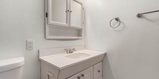 2109 S Stanley Place Gallery 24